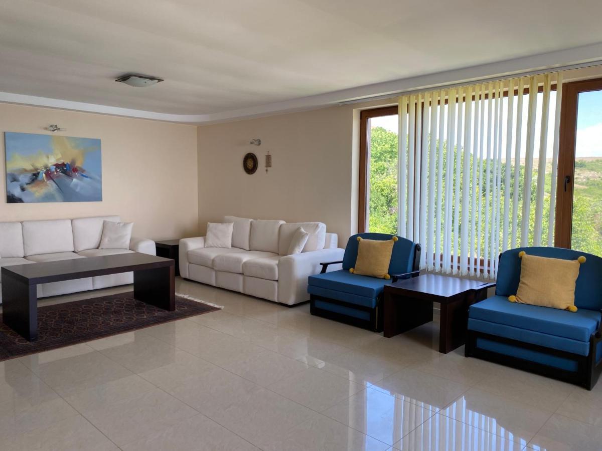Sea Sunrise Vila บัลชิค ภายนอก รูปภาพ